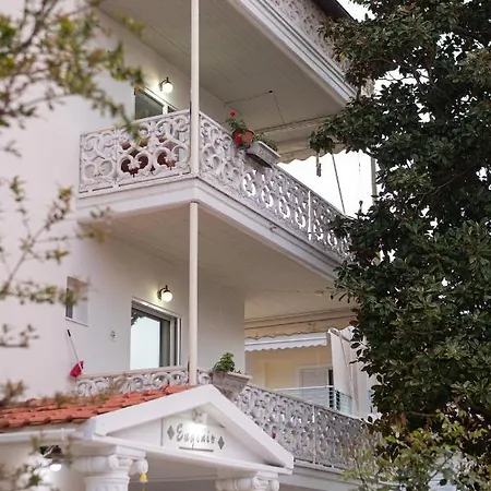 Ronzi Apartman *